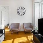 Whome Restauradores Deluxe W/ Elevator & Ac Perfect For Families & Friends